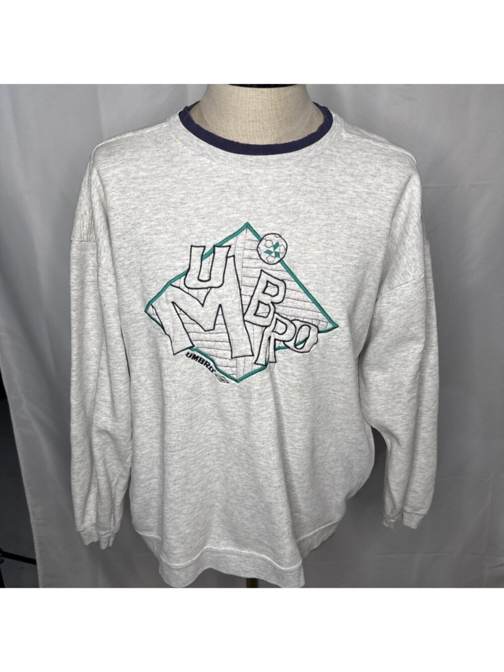 Vintage Umbro Soccer Sweatshirt USA 90s Crewneck Spellout XL Blue USA